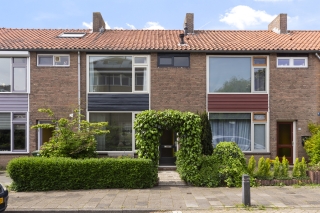A.J. van Reststraat 1825 19 Poeldijk