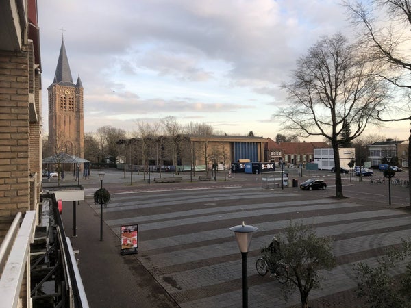 Raadhuisplein Son en Breugel